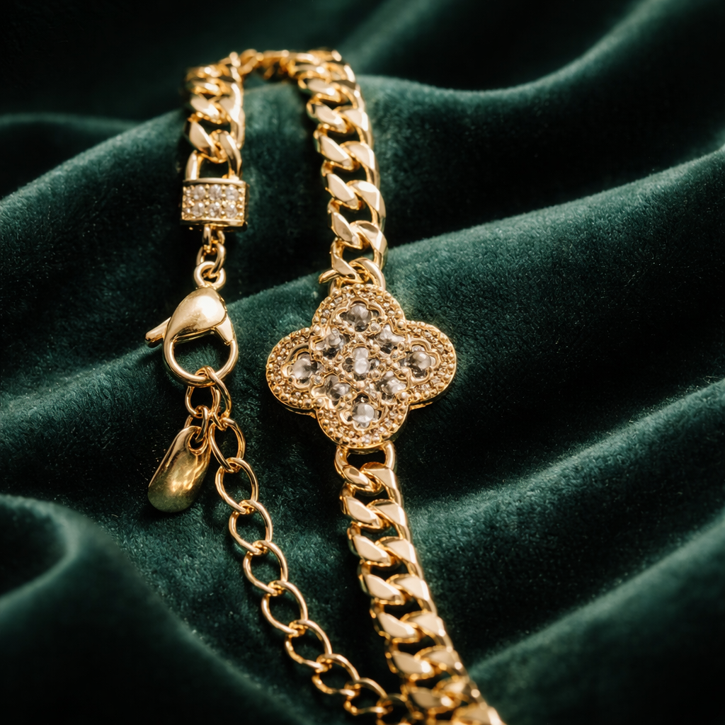14k Gold finish single clover bracelet