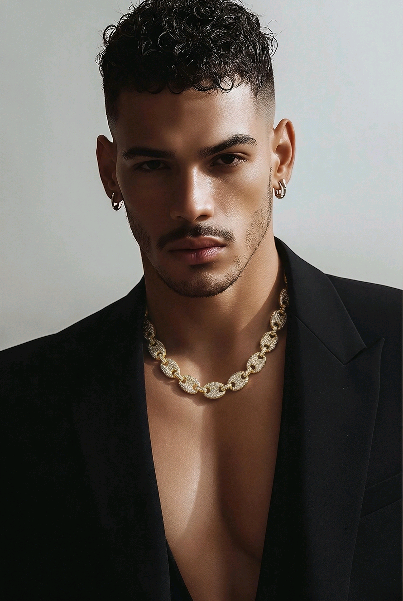 Invicta Iced Mariner necklace
